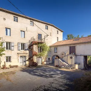 Maison d'hôtes The Mill France, Saint-Georges-de-Luzençon